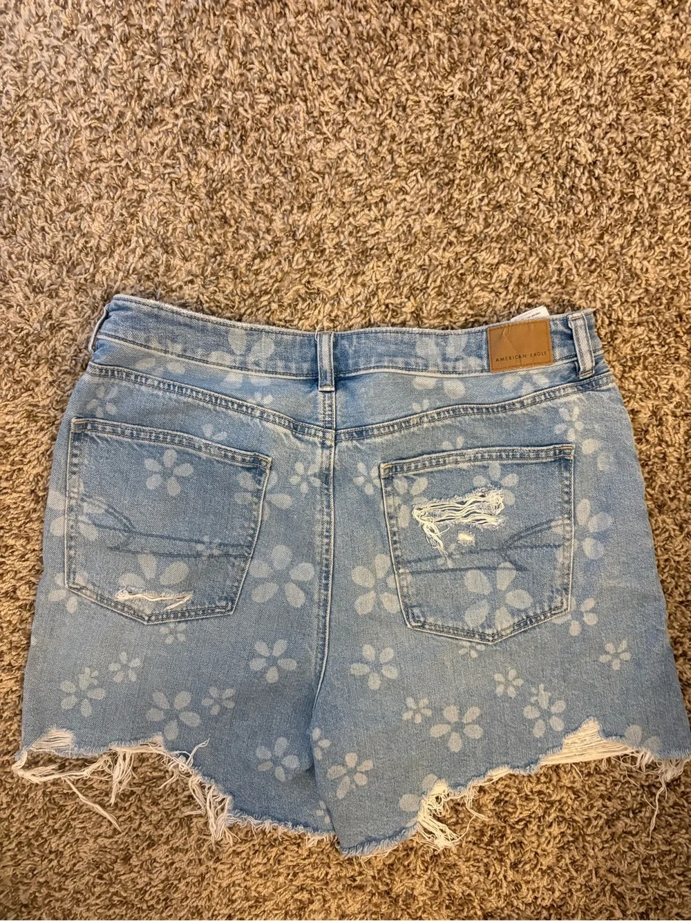 AE Highest Waist Baggy Floral Shorts size 12